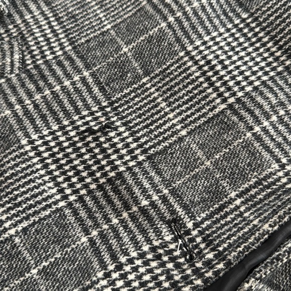 Lulus Chilly Out Black and White Glen Plaid Long Coat M - Picture 7 of 8